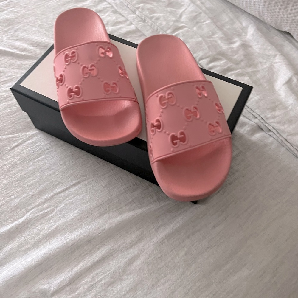 Gucci Slides - Picture 3 of 3